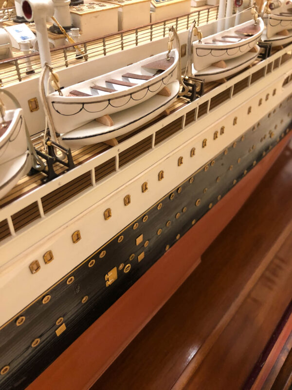 Builders Dockyard Model of White Star Line ALBERTIC - Image 10