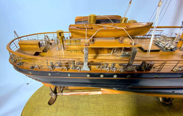 Builders Dockyard Model of the Passenger Steamer TSS COLCHESTER - Image 11