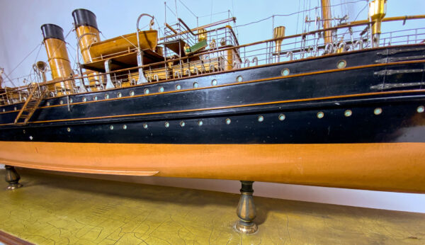Builders Dockyard Model of the Passenger Steamer TSS COLCHESTER - Image 13