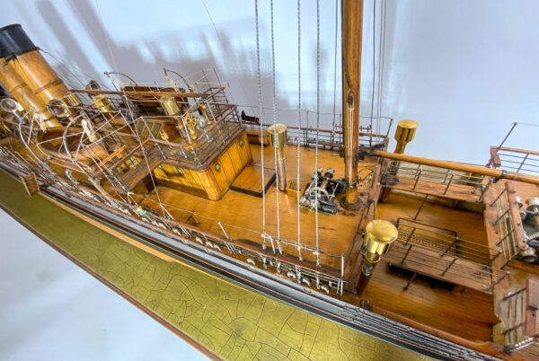 Builders Dockyard Model of the Passenger Steamer TSS COLCHESTER - Image 5