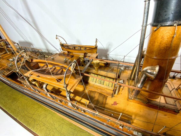 Builders Dockyard Model of the Passenger Steamer TSS COLCHESTER - Image 9