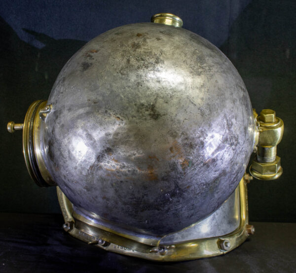Period Style Three Light, 12 Bolt C.E. Heinke Dive Helmet - Image 11
