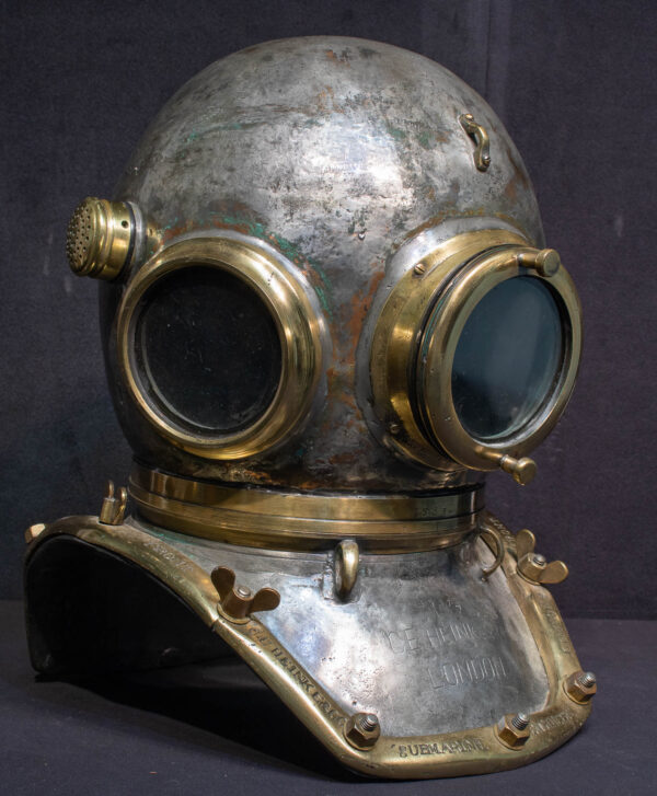 Period Style Three Light, 12 Bolt C.E. Heinke Dive Helmet - Image 5
