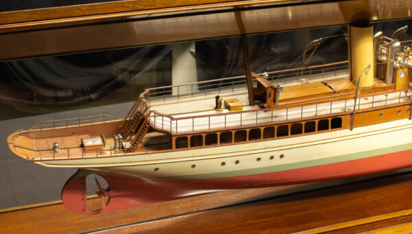 Cased Builders Dockyard Half Hull Model of the Steam Yacht TUSCARORA - Image 8
