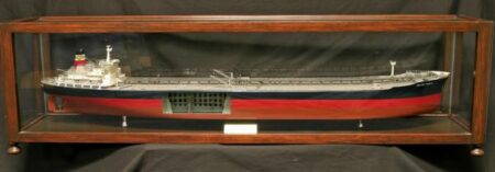 Dockyard Builders Model -SupertankerBRITISH ADMIRAL