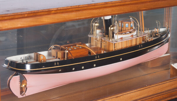 Steam Steel Screw Tug CRUISER - Image 4