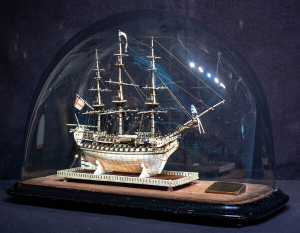 Napoleonic Miniature Prisoner Of War Bone Model of HMS CAPTAIN - Image 3