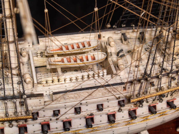 Napoleonic Prisoner-Of-War Bone Warship Model HMS CONQUEROR - Image 9