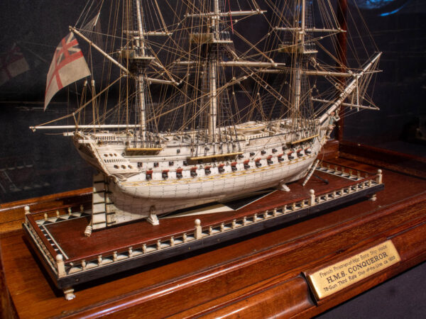Napoleonic Prisoner-Of-War Bone Warship Model HMS CONQUEROR - Image 8