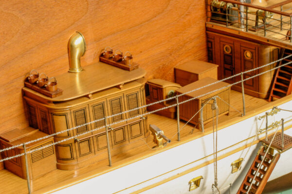 Half Hull Builders Dockyard Model- Twin Screw Steam Yacht IVY - Image 10