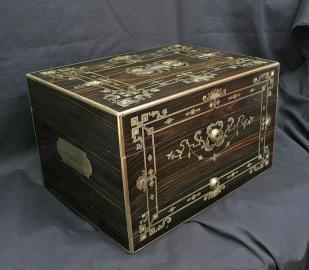 Boulle and Coromandel Inlaid Jewel Box With Mother Of Peal Inlay.