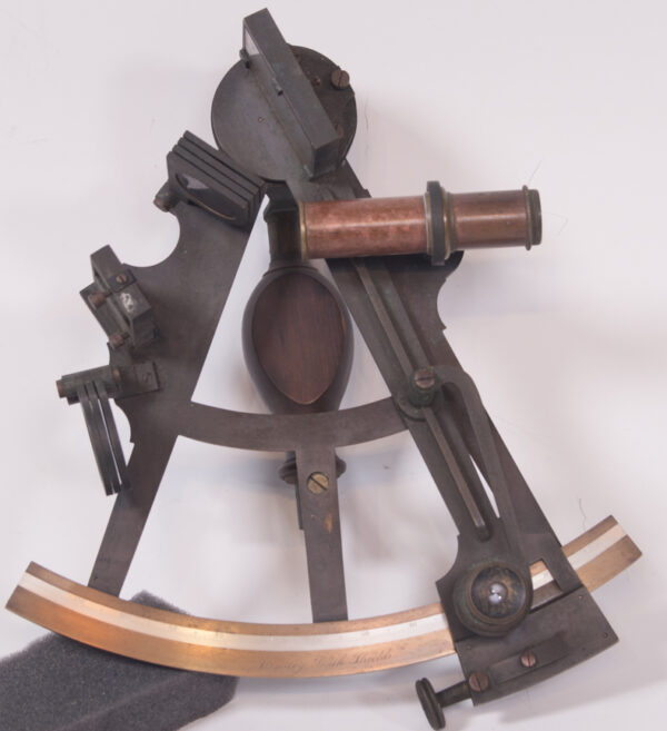 Ainsley Sextant - Image 4