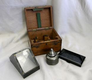 Mahogany Cased Ship's Artificial Horizon