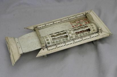 Napoleonic Prisoner Of War Cribbage Board with Domino Set