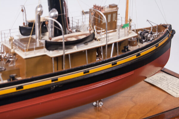 Full Builders Dockyard Model of Sister Tugs FLYING SWIFT and FLYING LINNET - Image 10