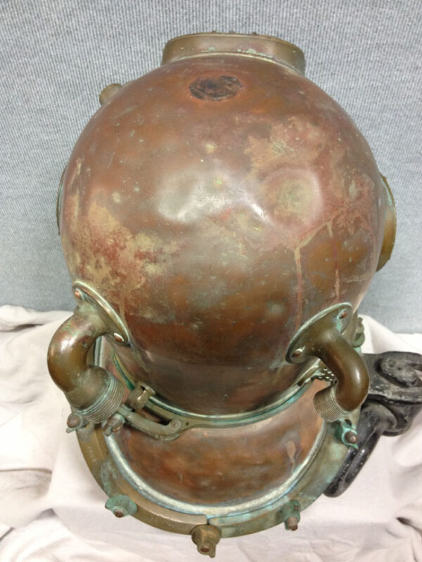 United States Navy Mark V Diving Helmet - Image 4