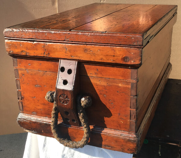 Sailor's Pine Sea Chest with Beckets - Image 5