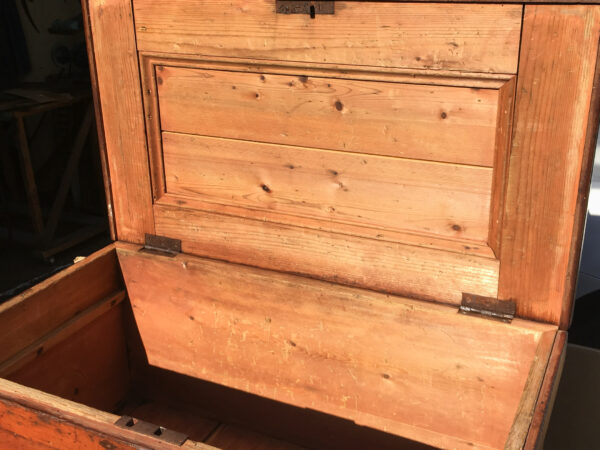 Sailor's Pine Sea Chest with Beckets - Image 2