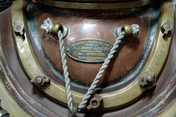 USN Morse Mark V Dive Helmet, Suit and Gear - Image 9