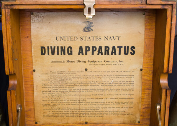 U.S. Navy Diving Air Pump Mark III by Morse - Image 7