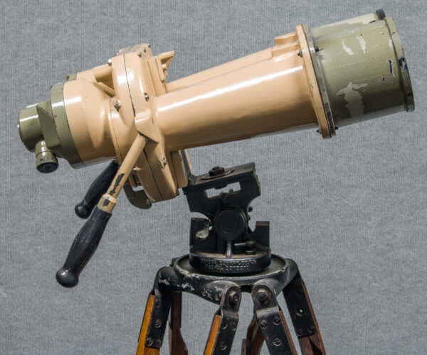 US Navy 20 x 120 Big Eye Bridge Binoculars - Image 11