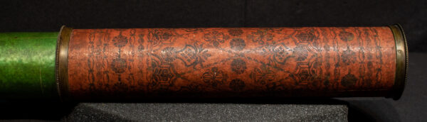 18th Century Early Green and Red Triple Draw Telescope - Image 4