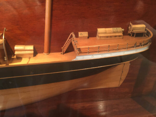Builders Dockyard Half Model of the MINNYHIVE - Image 3