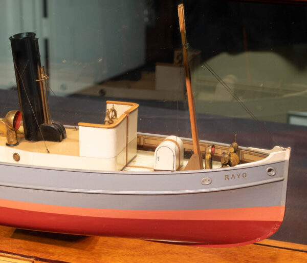 Builders Dockyard Half Hull Model of the Steam Tug RAYO - Image 9