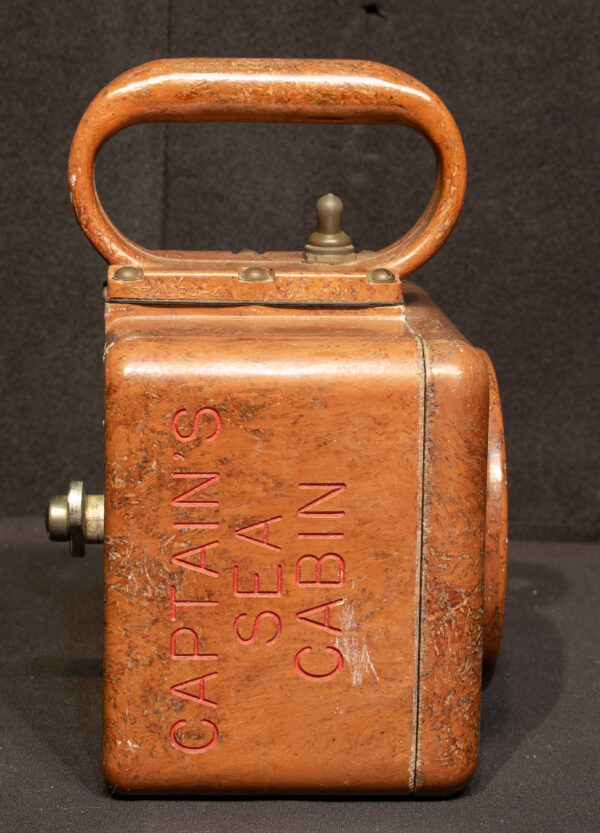 US Navy Bakelite Battle Lantern - Image 6