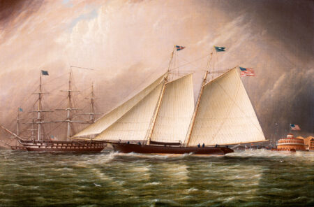 L'HIRONDELLE's debut as DAUNTLESS Passing Castle Garden