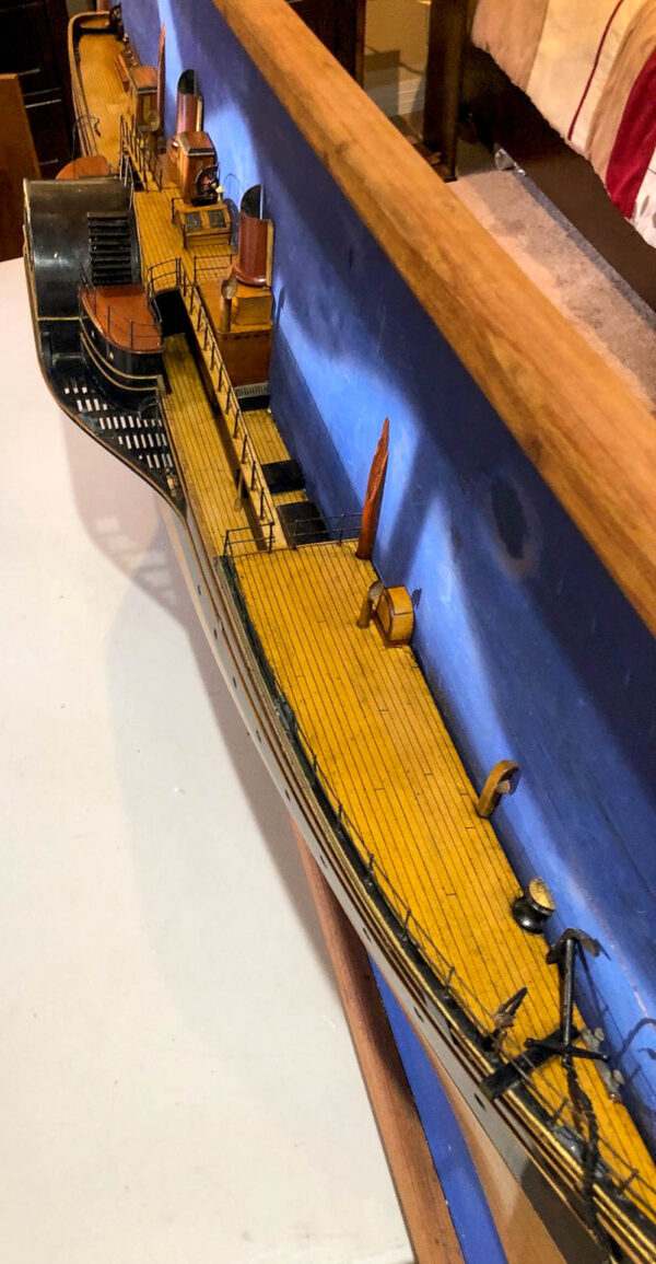 Builders Half Dockyard Model of the Paddle Steamer WAVERLEY - Image 10