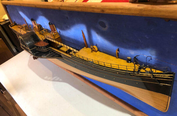 Builders Half Dockyard Model of the Paddle Steamer WAVERLEY - Image 4