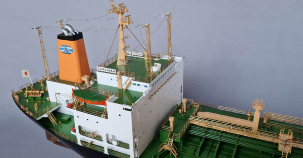 Builders Dockyard Model of the Japanese Oil Tanker CARLINKA - Image 6