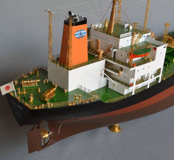 Builders Dockyard Model of the Japanese Oil Tanker CARLINKA - Image 5