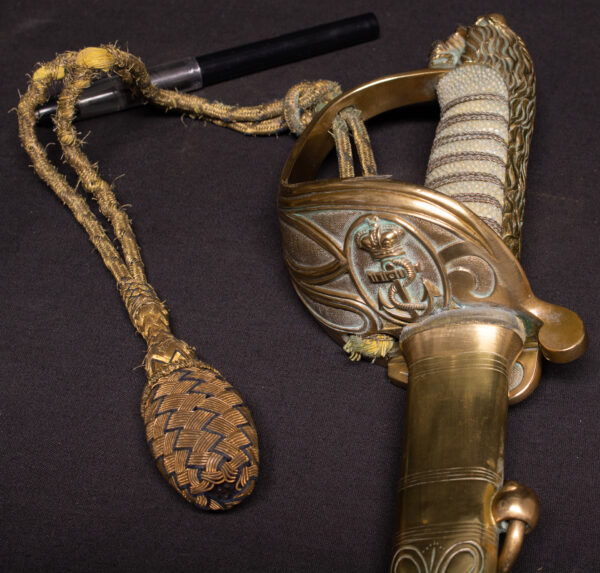 Royal Navy Officers Sword George V 1827 Pattern - Image 5