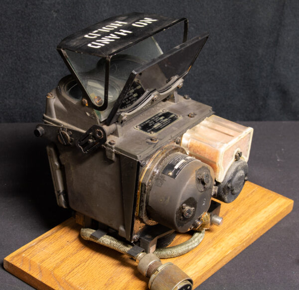 WWII US Navy Mark 18 Computing Turret Gun Sight - Image 2