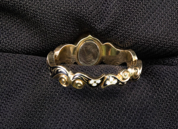 Memorial Ring for Napoleonic Era Royal Naval Admiral J.H. Tait - Image 4
