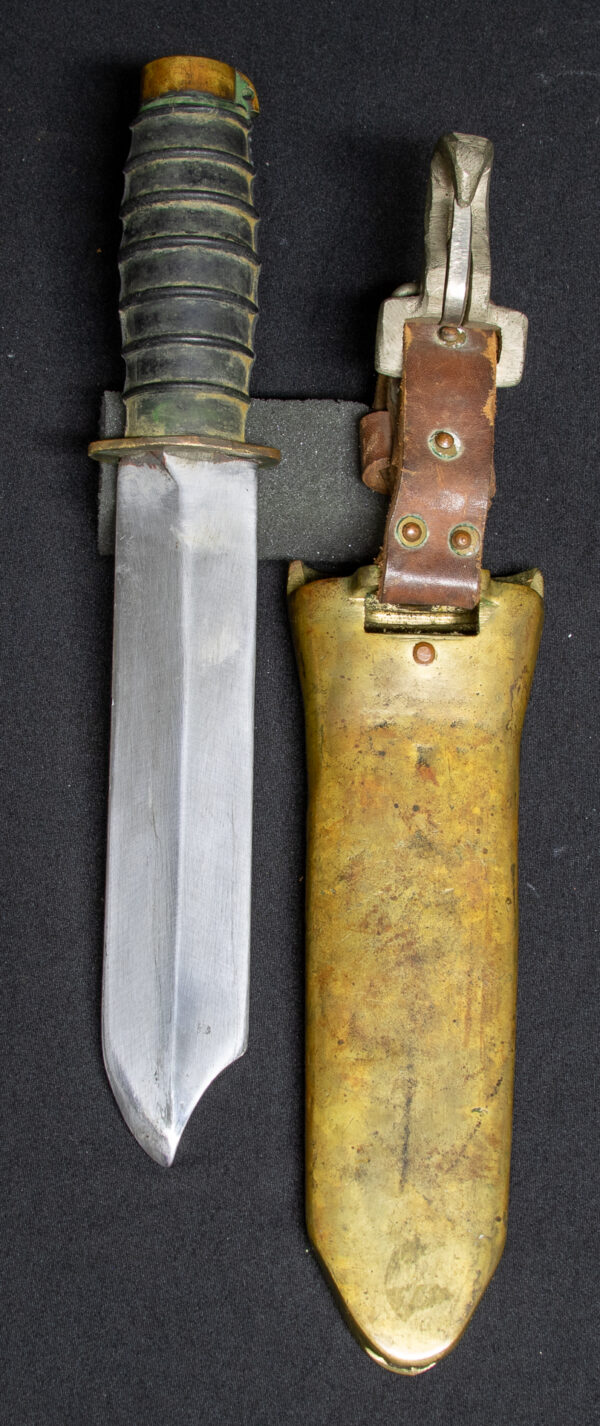 Dive Knife with Sheath - Image 3
