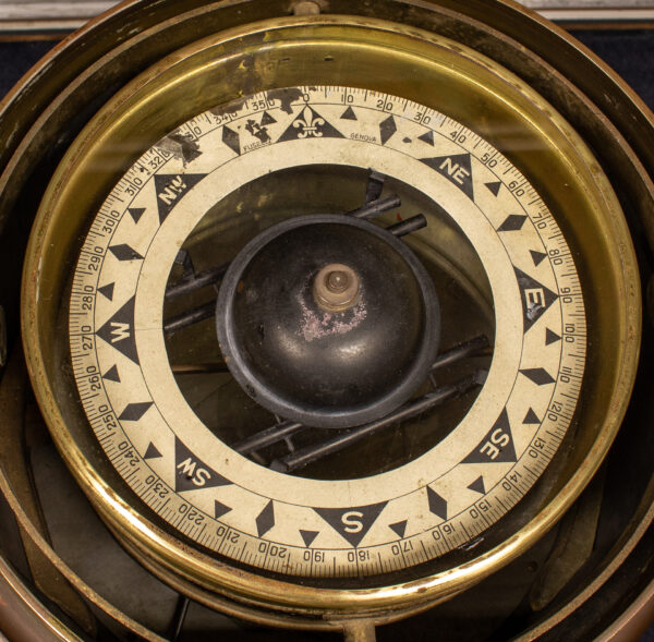 Rare Early American Mushroom Top Binnacle - Image 3