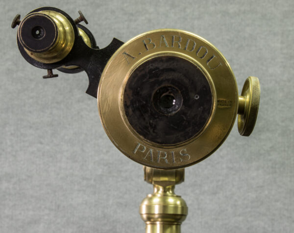 Brass Telescope on Mahogany Stand - Image 8