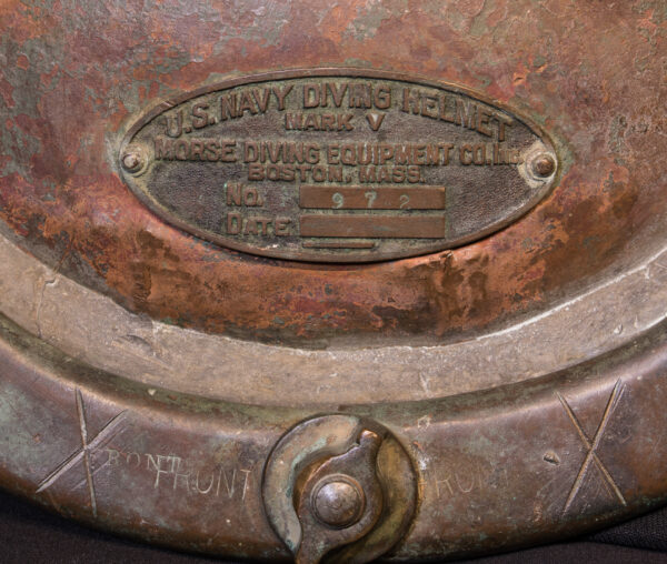 US Navy Morse/DESCO Mark V Dive Helmet No. 927/4231 - Image 9