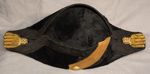USN Officer Dress Uniform Kit with Bicorne Hat, Epaulets and Sword Belt - Image 12