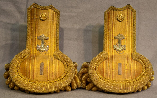 USN Officer Dress Uniform Kit with Bicorne Hat, Epaulets and Sword Belt - Image 19